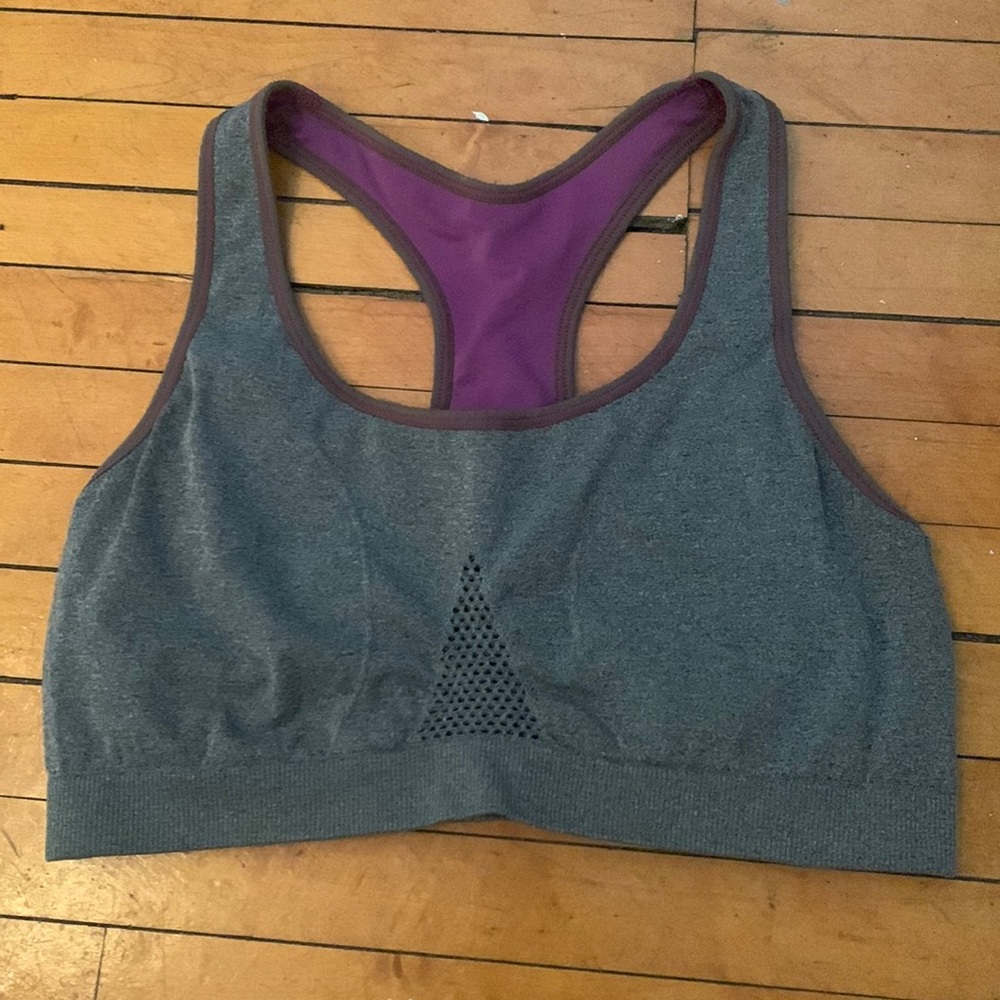 Reversible sports bra